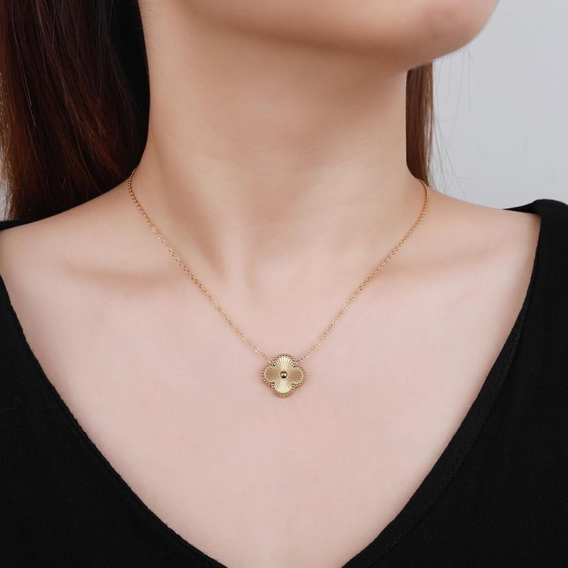 Four-Leaf Clover Gold Pendant Necklace Zambeel