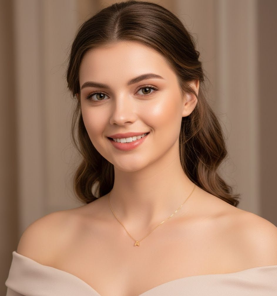 Custom English Initial Necklace Zambeel - Elegant Bands
