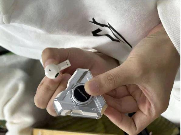 Monster XKT22 Wireless Earbuds Zerista